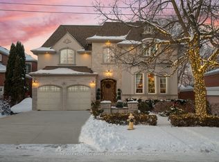 80 Owen Blvd, Toronto, ON M2P 1G3