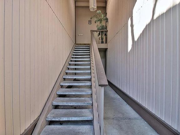 3rd image of 120 Saratoga Ave APT 81