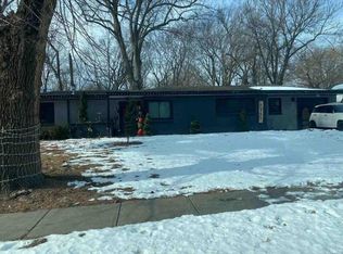 7642 Hemlock St, Overland Park, KS 66204