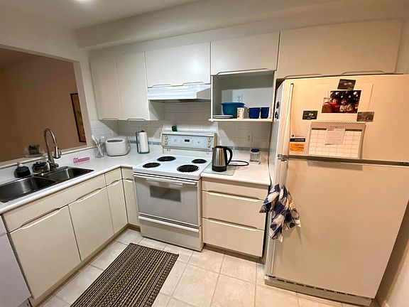2nd image of 1333 W 7th Ave #208