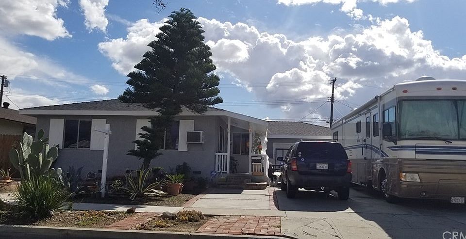 2nd image of 14210 Adoree St