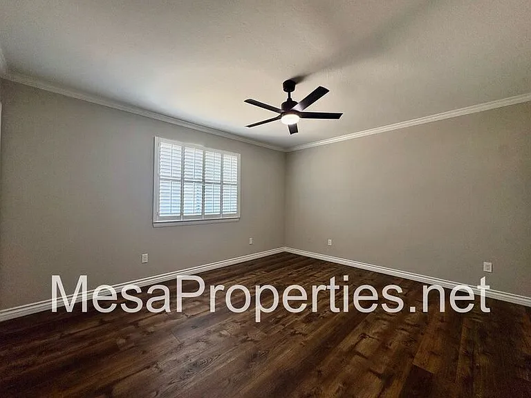 7891 Corona Ave — Photo 19
