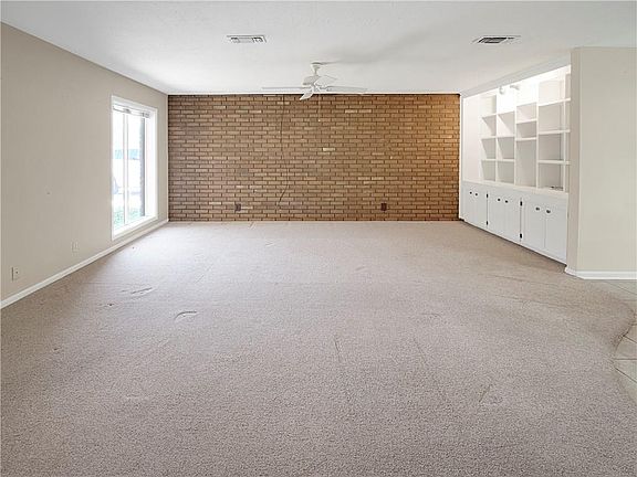 3rd image of 4494 Autumnwood Ln