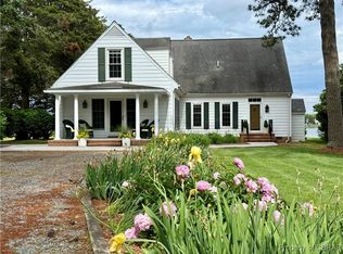 289 King Carter Ln, Weems, VA 22576