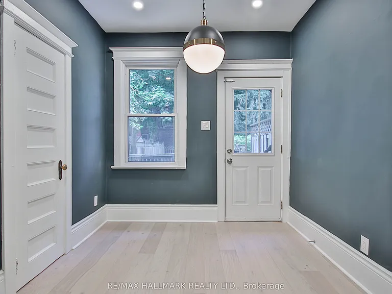 639 Broadview Ave #MAIN FL — Photo 25
