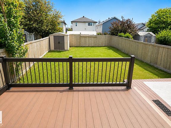 4th image of 8523 7th Ave SW