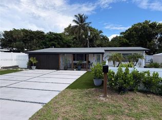 310 NE 12th Ave, Pompano Beach, FL 33060