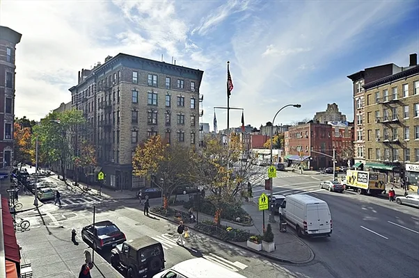 Sold by Citi Habitats | media 12