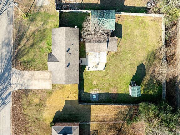 4th image of 1417 Meadowbrook Dr