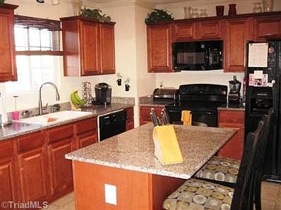 5th image of 5119 Apsley Dr