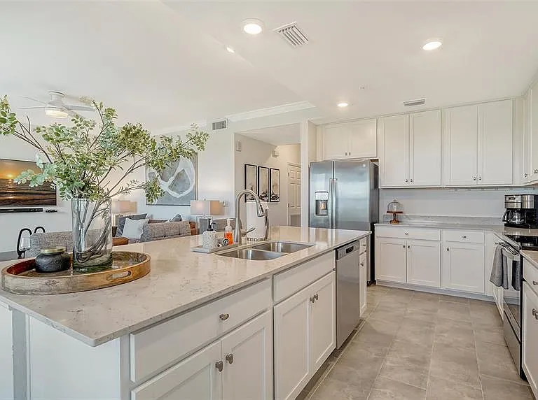 18028 Gawthrop Dr #306 — Photo 18