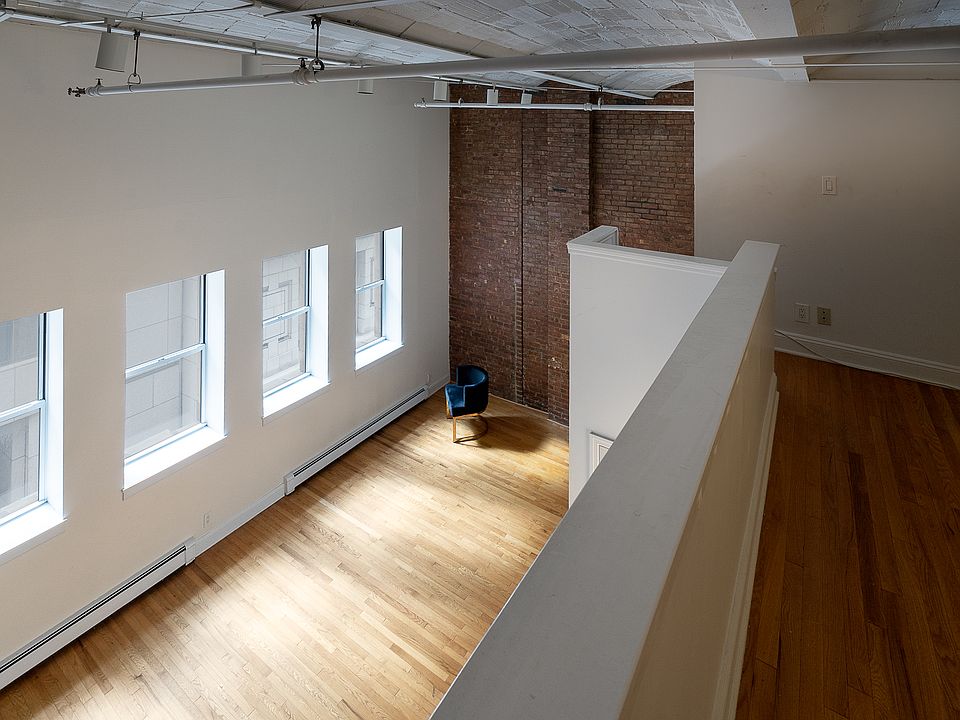 1st image of 54 Pine St APT 5