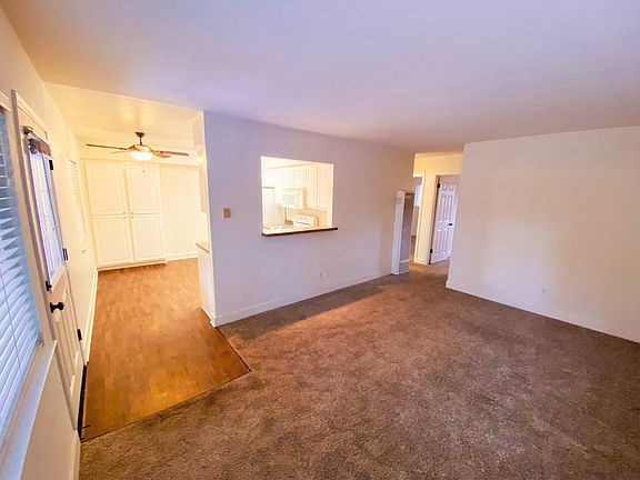 3rd image of 2300 Eloise Ave #4