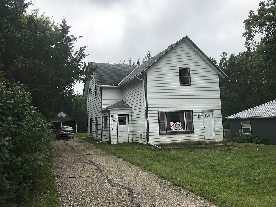 2nd image of 105 Bluff St W