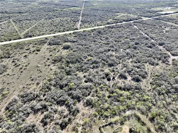 3 S Us Highway 183, Refugio, TX 78377