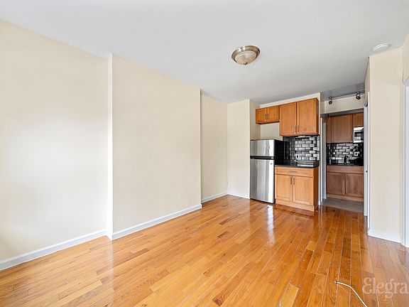 3rd image of 528 9th Ave APT 3F