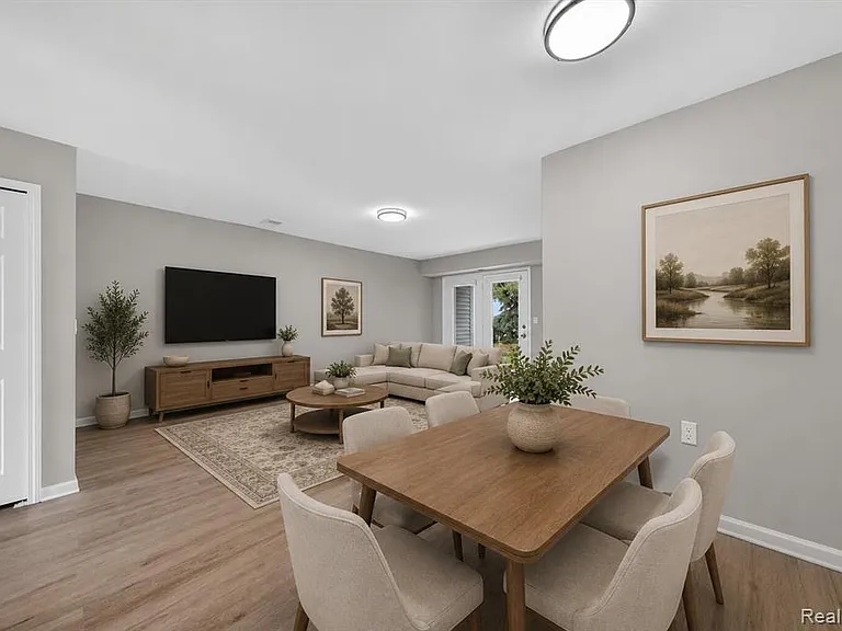 44393 Sunnyside Dr — Photo 15