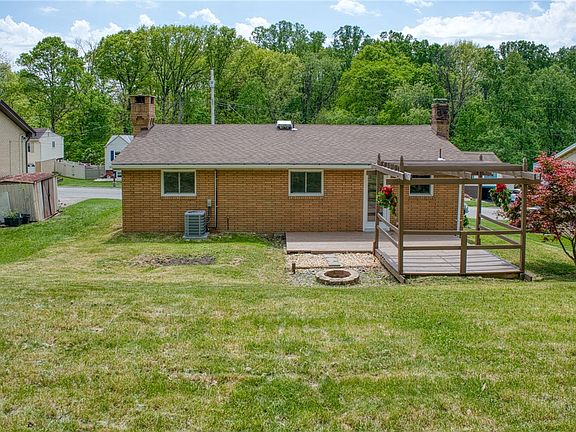 2nd image of 417 Diehl Dr