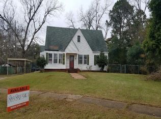 89 N Midway St, Clayton, AL 36016