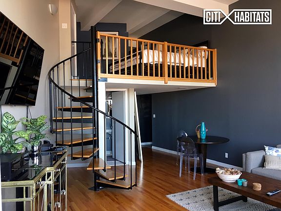 2nd image of 666 Greenwich St APT 944