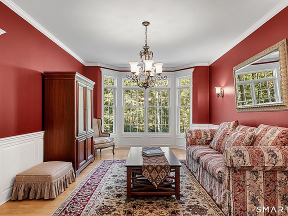 5th image of 99 Plumb Brook Road