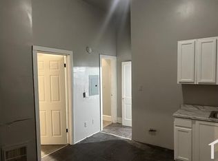 2475 W Fond Du Lac Ave #2, Milwaukee, WI 53206