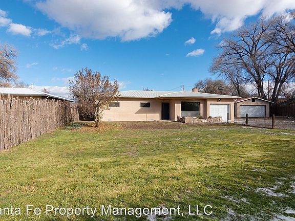 3rd image of 317 Costilla Ln