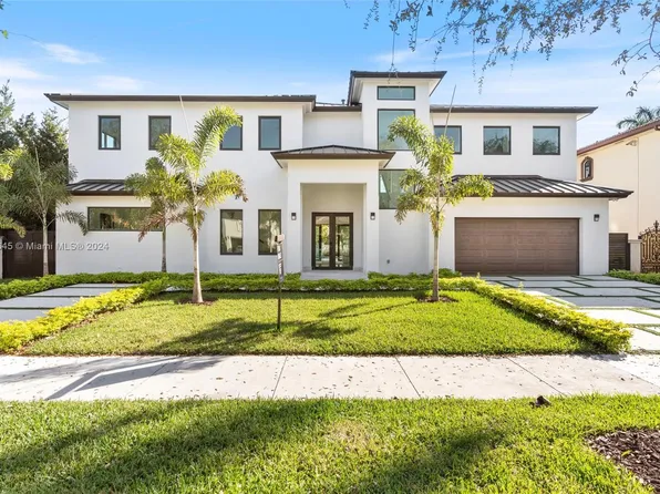 8600 NW 168th Ter, Miami Lakes, FL 33016