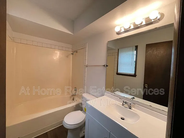 3356 E Whiteside St — Photo 12