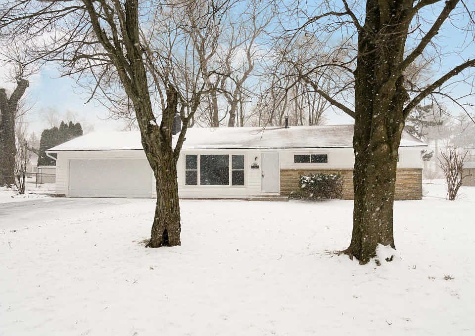 1st image of 467 King Ct