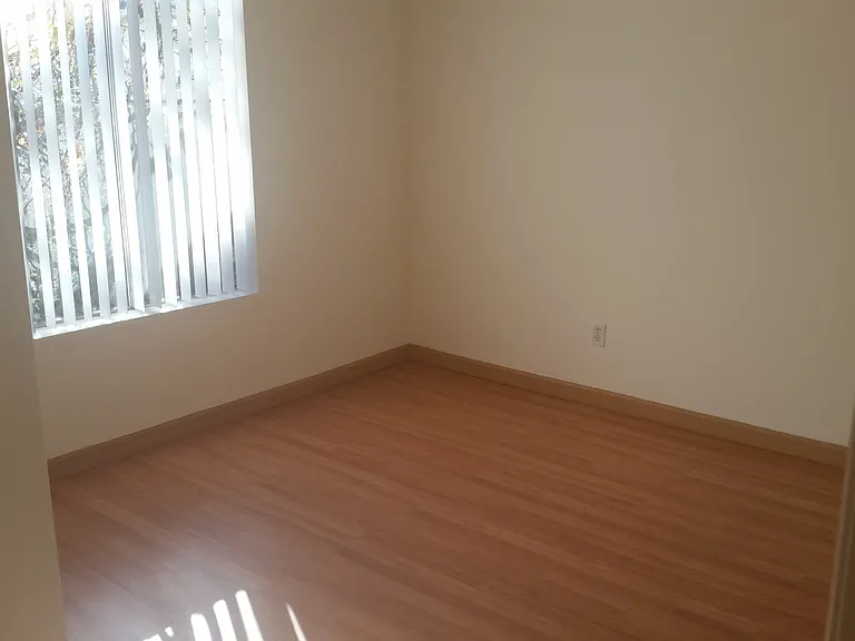 15117 Amso St #206406K-L200 — Photo 15