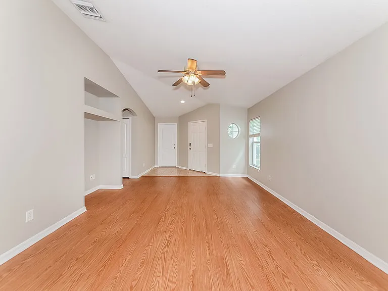 1135 Seminole Sky Dr — Photo 3