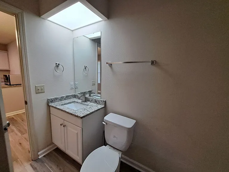 2301 W Michigan Ave #21 — Photo 12