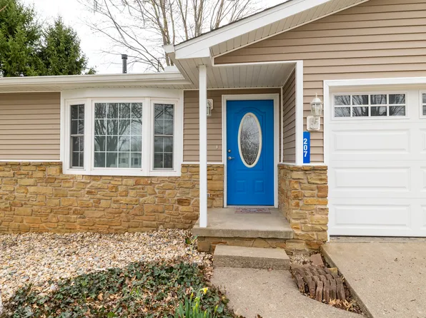 207 S Ridge Springs Ln, Ellettsville, IN 47429