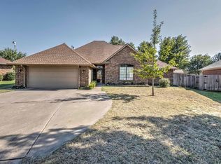 1706 Windsor Dr, Duncan, OK 73533