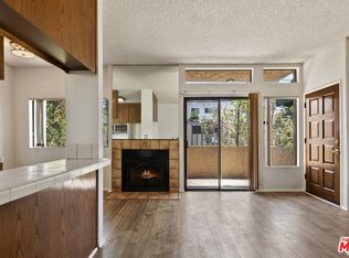 12007 Rochester Ave APT 2, Los Angeles, CA 90025