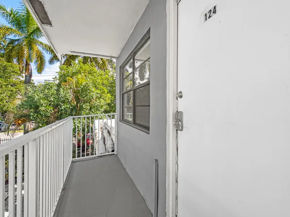 913 NE 18th Ave APT 124, Fort Lauderdale, FL 33304