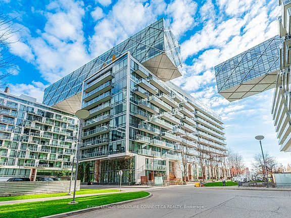 2nd image of 39 Queens Quay E #Townhouse 132