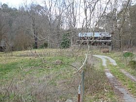4th image of 525 E Brushy Valley Dr
