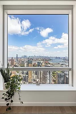 4th image of 1 City Poin APT 56B