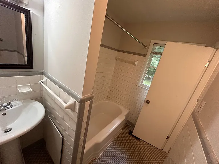 3614 Wilbur Ave NW — Photo 6