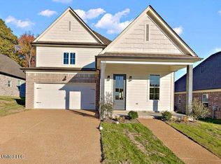 970 Coahoma Ct, Nesbit, MS 38651