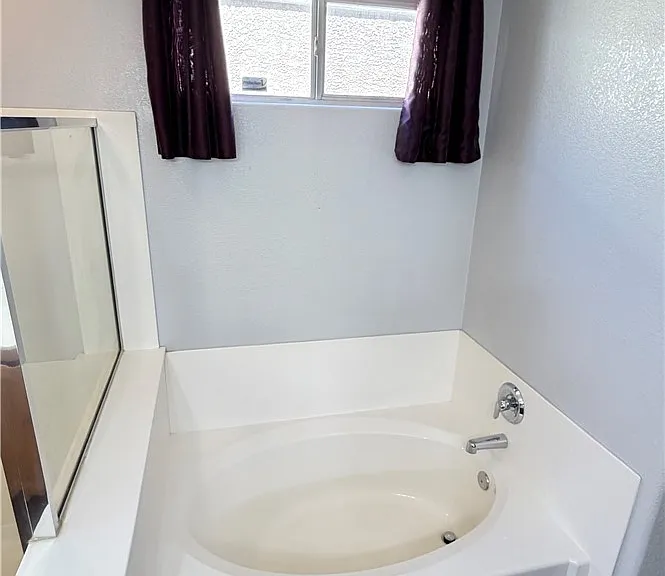 7269 Fountain Village Ave — Photo 8