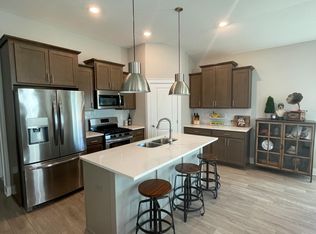 1301 NW Jamestown Ln, Waukee, IA 50263