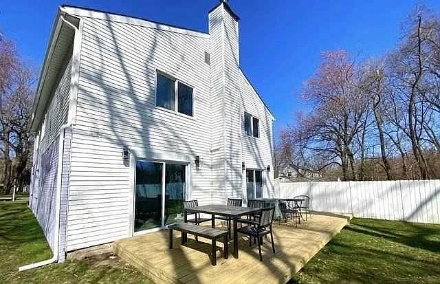 170 Manhattan Ave — Photo 12
