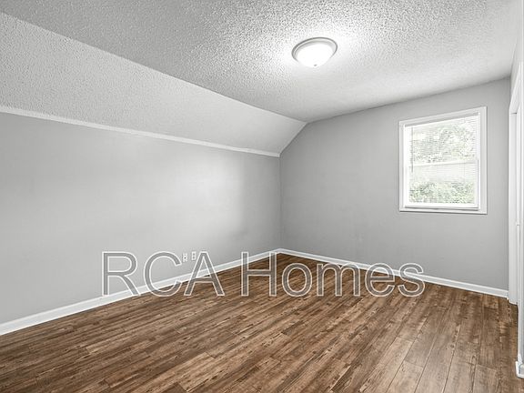 5th image of 1533 Draper St