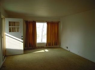 151 N Nappanee St, Nappanee, IN 46550