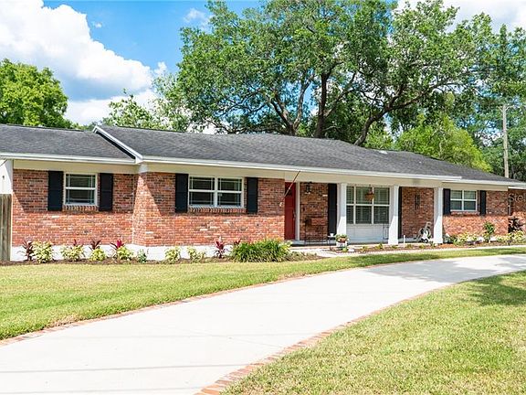 2nd image of 10425 Orange Grove Dr