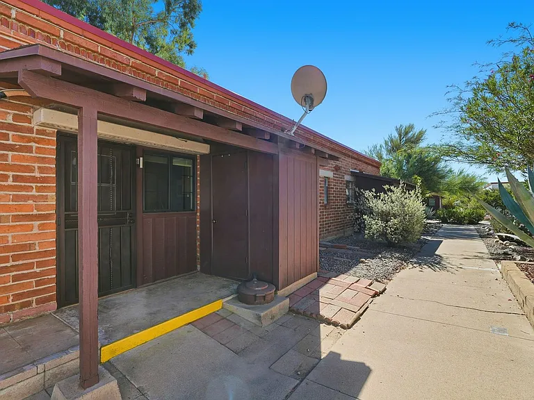 478 S Paseo Madera #B — Photo 26
