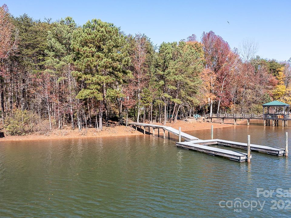 1st image of LOT 4 Stillwater Dr